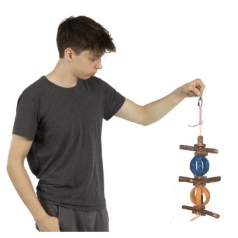 CORAL WOOD 2 BALL ROPE TOY